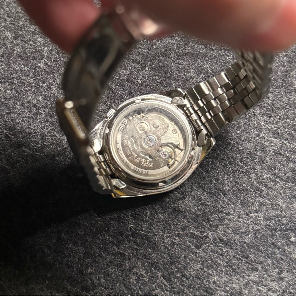 Seiko 5 Automatic Watch - Picture 4 of 5